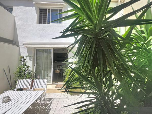 Maison en front de mer à 30 m de la plage avec fort potentiel, Canet plage