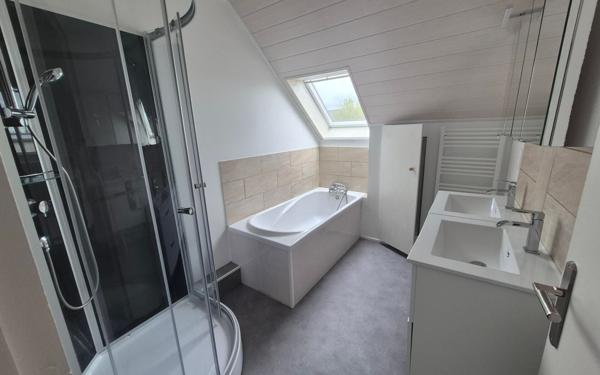 Maison à louer    4 pièces •  Pont-Croix