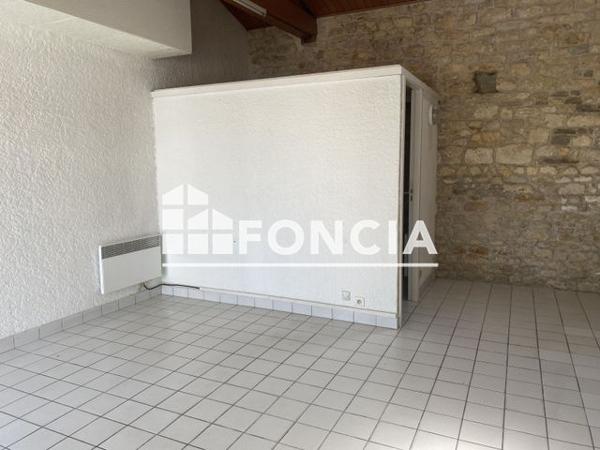 Location Local commercial 1 pièce 21.4 m² - 11 AVENUE DU GENERAL LECLERC St Pierre D Oleron 17310