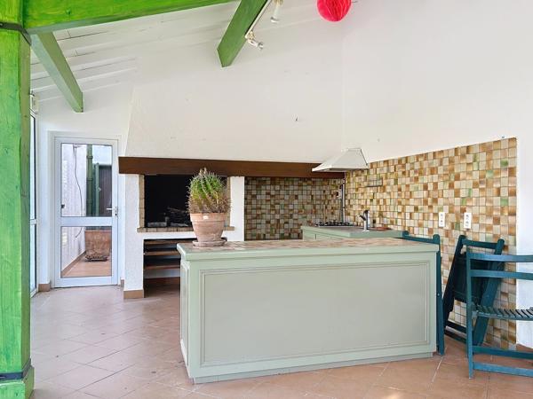 Villa de caractère avec accès direct au lac, Villeneuve de la Raho