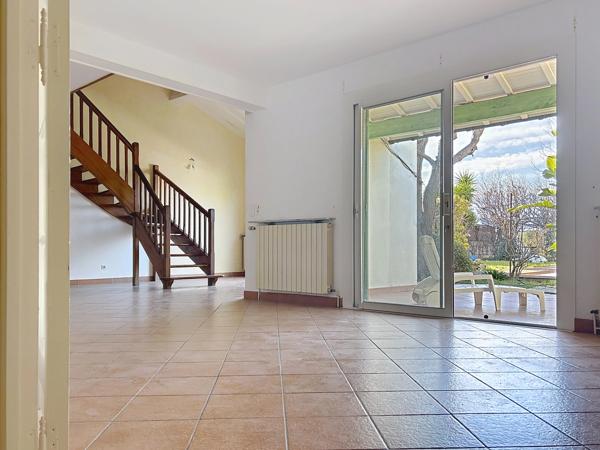Villa de caractère avec accès direct au lac, Villeneuve de la Raho
