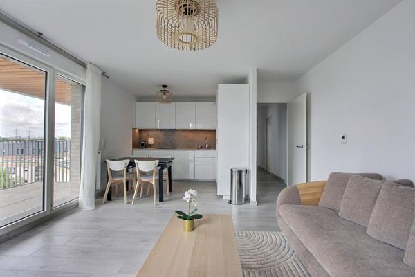 Appartement Asnieres Sur Seine 4 pièces + balcon 77.40 m2