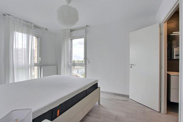 Appartement Asnieres Sur Seine 4 pièces + balcon 77.40 m2