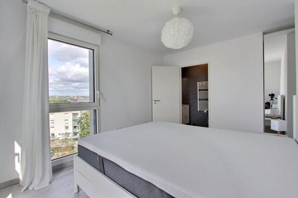 Appartement Asnieres Sur Seine 4 pièces + balcon 77.40 m2