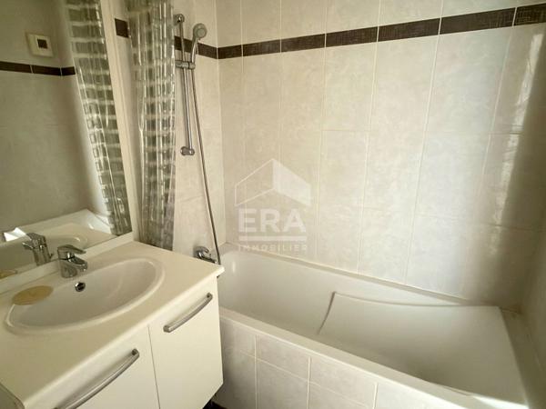 Appartement récent avec balcon, garage et cave ? Quartier Saint-Gilles à Caen