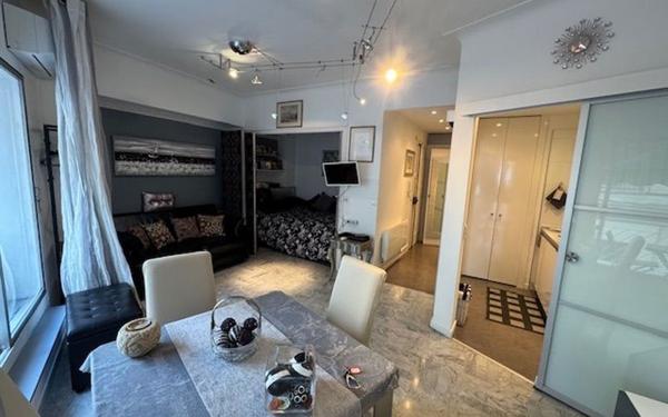 Appartement à vendre    2 pièces • 32,31 m2 Nice