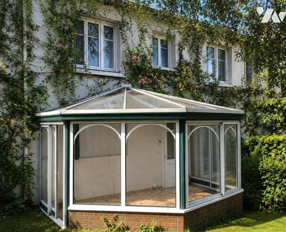 NANTES - maison de 164,84m², 5 CH + bureau, terrain de 438m²