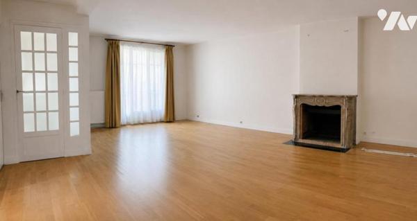 NANTES - maison de 164,84m², 5 CH + bureau, terrain de 438m²