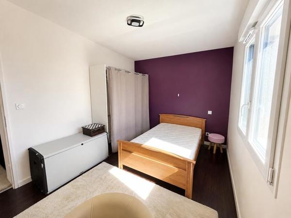 Maison à louer 1 080 € CC St-Hilaire-Peyroux 4 p 106 m² DPE A