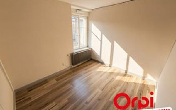 Appartement à louer    3 pièces • 49 m2 Remiremont
