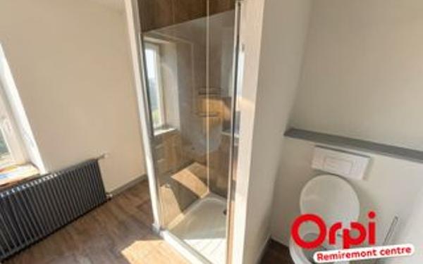 Appartement à louer    3 pièces • 49 m2 Remiremont