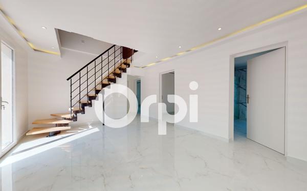 Maison à vendre    6 pièces • 300 m2 Soissons