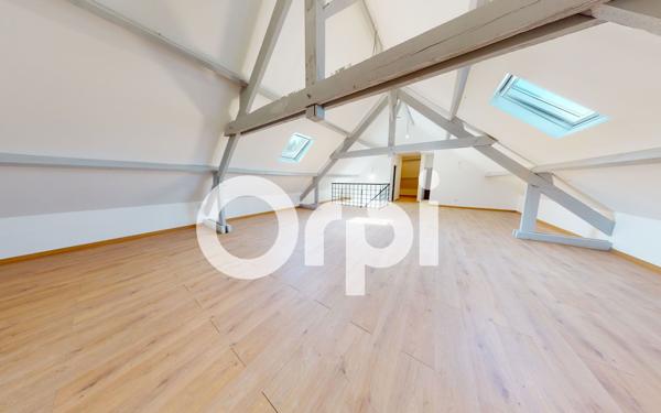 Maison à vendre    6 pièces • 300 m2 Soissons