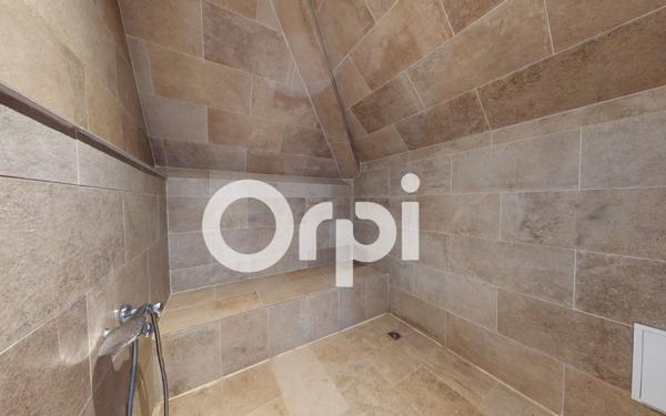 Maison à vendre    6 pièces • 300 m2 Soissons