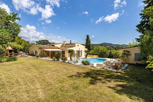 Splendide villa à louer à Mougins