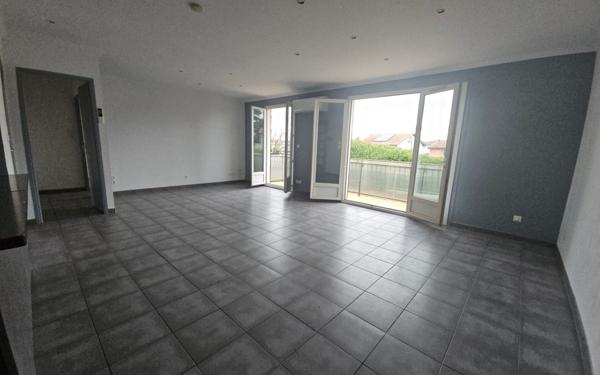 Maison à vendre    3 pièces • 72 m2 Montrond-les-Bains