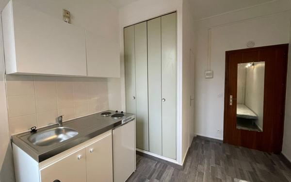 Appartement à louer    2 pièces • 9,78 m2 Aix-les-Bains