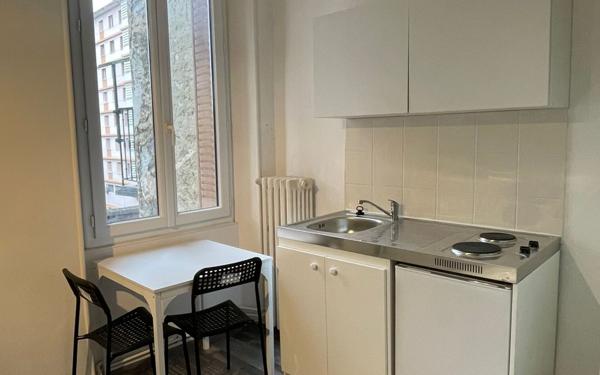 Appartement à louer    2 pièces • 9,78 m2 Aix-les-Bains