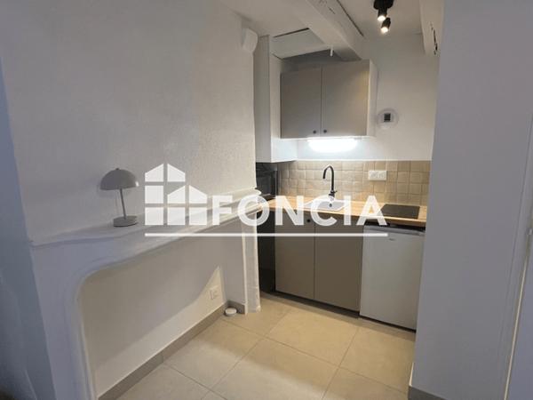 Location Appartement meublé 2 pièces 28.95 m² - 16 RUE DE LA TRUIE QUI FILE Le Mans 72000