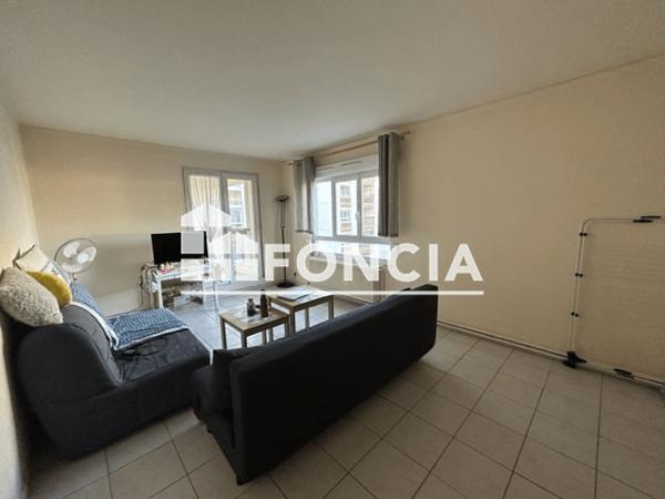 Location Appartement 3 pièces 61.04 m² - 7 RUE EUGENE LANDAIS Poitiers 86000