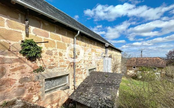 Maison à vendre    1 pièce •  Brignac-la-Plaine