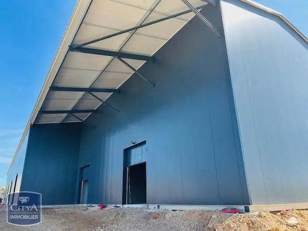 Local commercial à louer 250m²