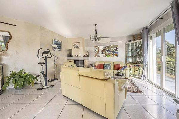 Villa provençale avec piscine à vendre à Mougins, 190 m² habitables sur terrain de 1570 m²