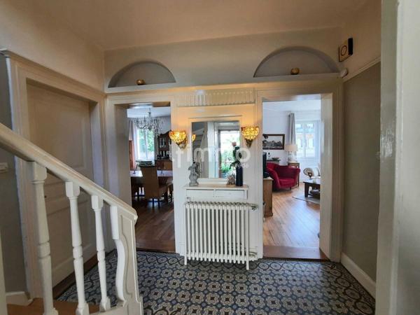 Maison bourgeoise 200m² avec jardin, 7pcs, 5 chambres
