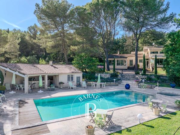 Rognes, Maison 4 Chambres -  240 m² à vendre