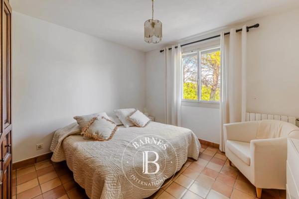 Rognes, Maison 4 Chambres -  240 m² à vendre