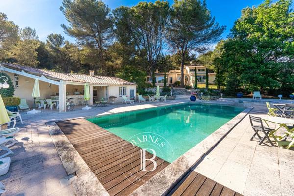 Rognes, Maison 4 Chambres -  240 m² à vendre