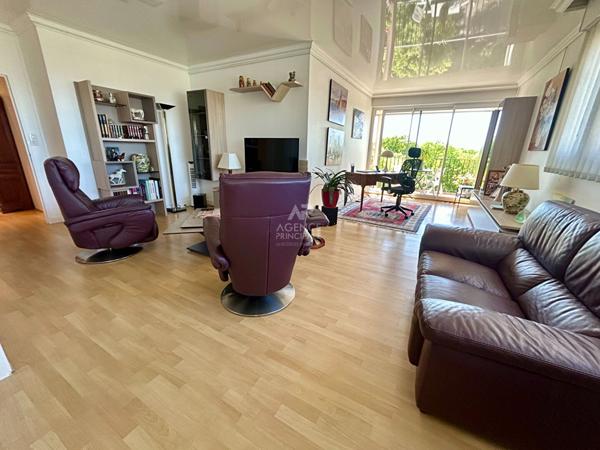 Appartement Poissy 4 pièce(s) €329 000 ** - Référence 9162