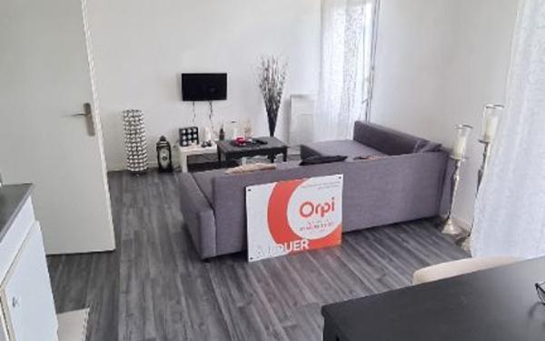 Appartement à louer    1 pièce • 30 m2 Bonneuil-en-France