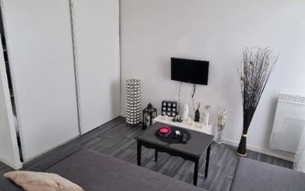 Appartement à louer    1 pièce • 30 m2 Bonneuil-en-France