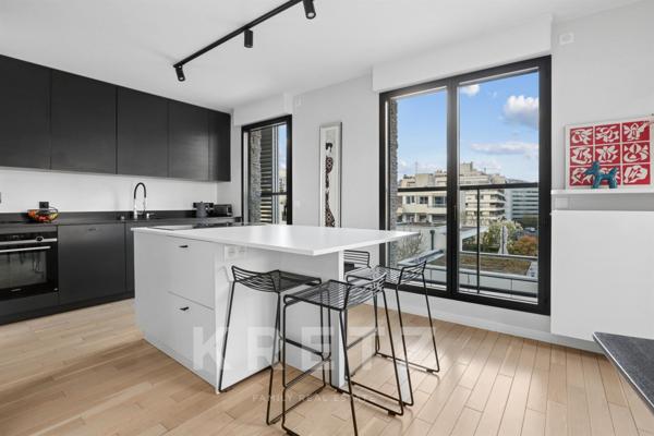 Exclusivité Boulogne. Appartement en dernier étage avec terrasse