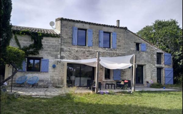 Maison à louer    7 pièces •  Sommières