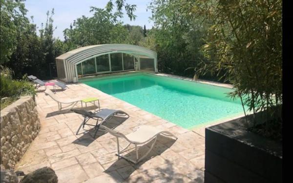 Maison à louer    7 pièces •  Sommières