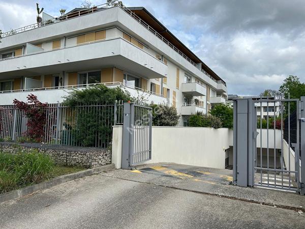 Parking en sous-sol - Saint Ouen L'aumone