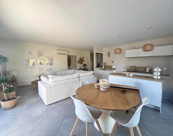 Maison contemporaine RT 2012 Audenge 4 pièces 77 m2 garage