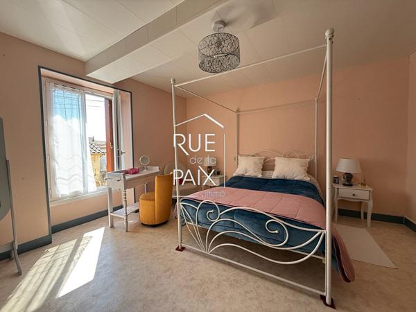 86200 LOUDUN LOUDUN : maison T6 en vente