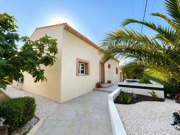 Vente                                                      Maison
                        
                     5 pièces                      107 m2                     à Le Luc