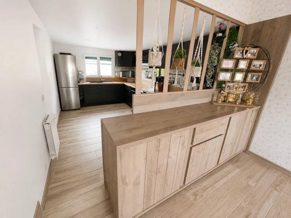 Vente                                                      Maison
                        
                     5 pièces                      107 m2                     à Le Luc