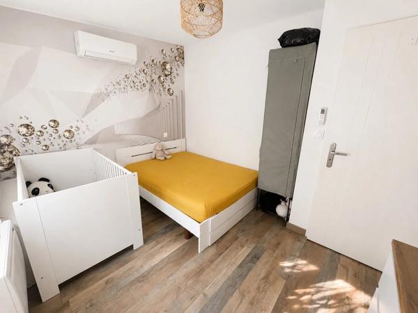 Vente                                                      Maison
                        
                     5 pièces                      107 m2                     à Le Luc
