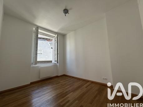 Location appartement 3 pièces 52 m² Montluçon