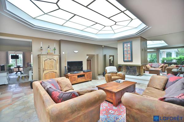 Achat maison Jouars-Pontchartrain - 8 pièce(s) - 379 m² - 990 000 €