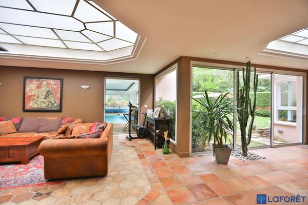 Achat maison Jouars-Pontchartrain - 8 pièce(s) - 379 m² - 990 000 €