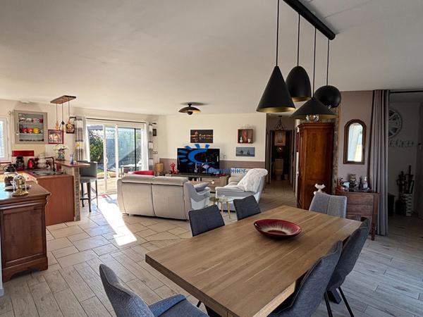 EXCLUSIVITE MAISON PLAIN-PIED 3 CHAMBRES 2 GARAGES GRANDE PARCELLE PARKING JARDIN  Andilly