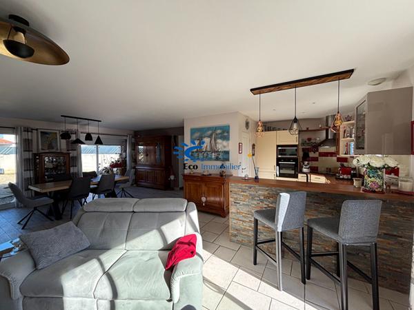 EXCLUSIVITE MAISON PLAIN-PIED 3 CHAMBRES 2 GARAGES GRANDE PARCELLE PARKING JARDIN  Andilly