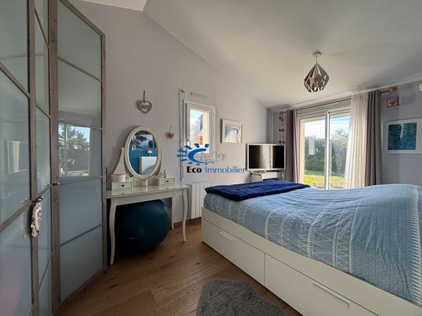 EXCLUSIVITE MAISON PLAIN-PIED 3 CHAMBRES 2 GARAGES GRANDE PARCELLE PARKING JARDIN  Andilly