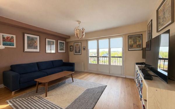 Appartement à vendre    4 pièces • 116 m2 Compiègne